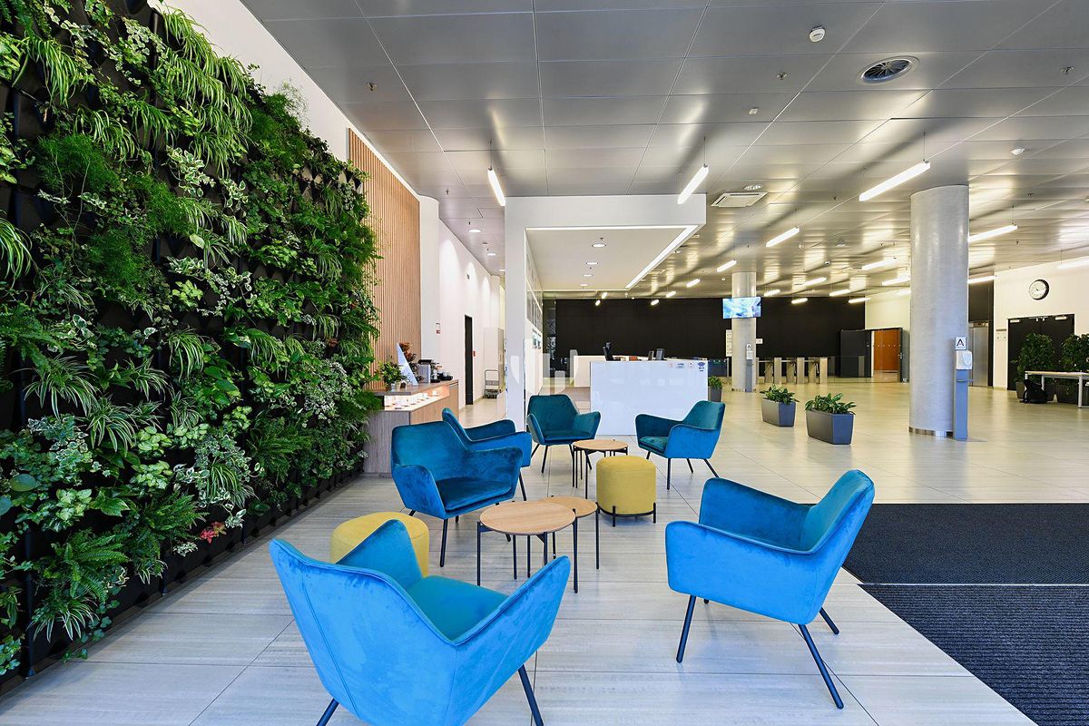 Pronájem kanceláře 734 m² – fotografie 2