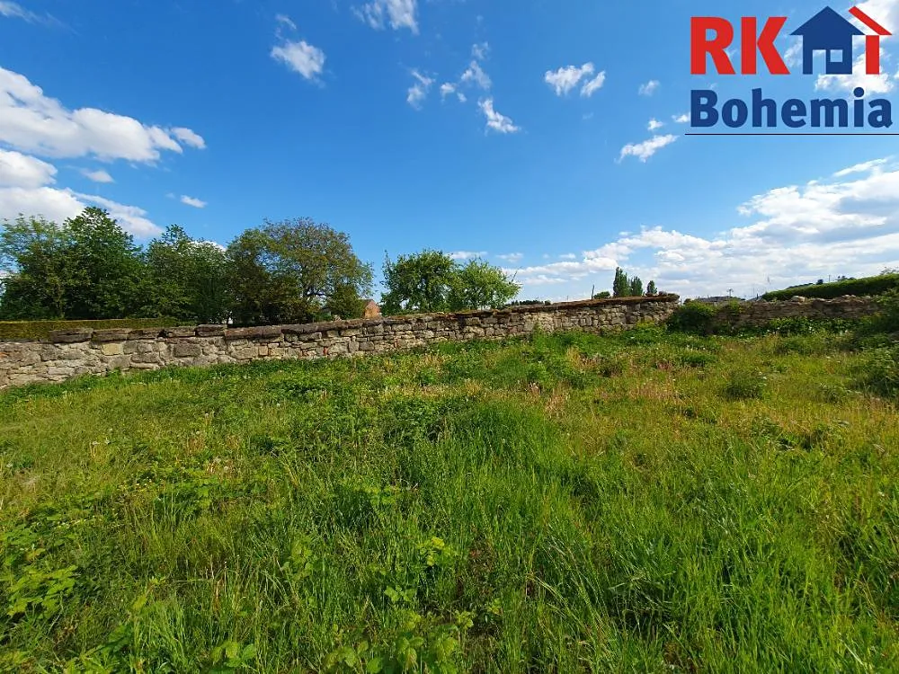 Prodej stavebního pozemku 1022 m²