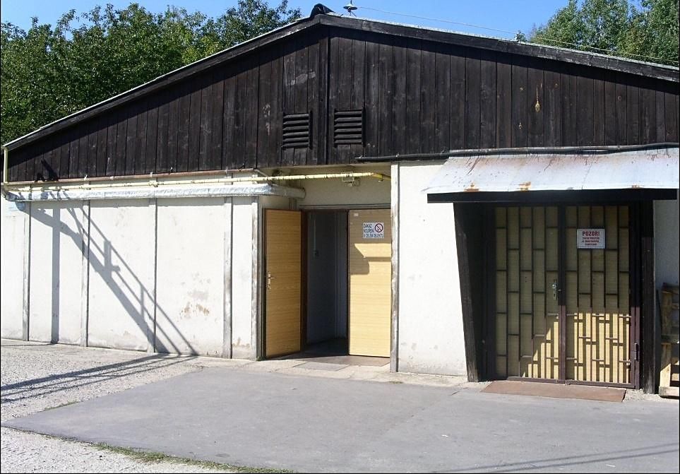 Pronájem skladového prostoru 377 m² – fotografie 2