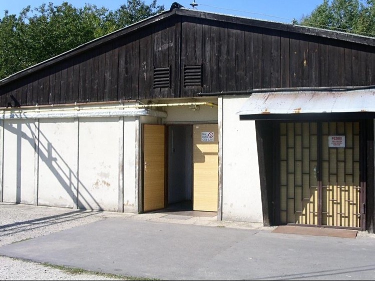 Pronájem komerčního prostoru, 377 m² (2 z 7)