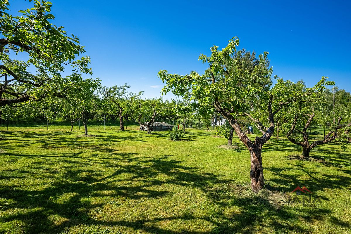 Prodej stavebního pozemku 1201 m² – fotografie 3