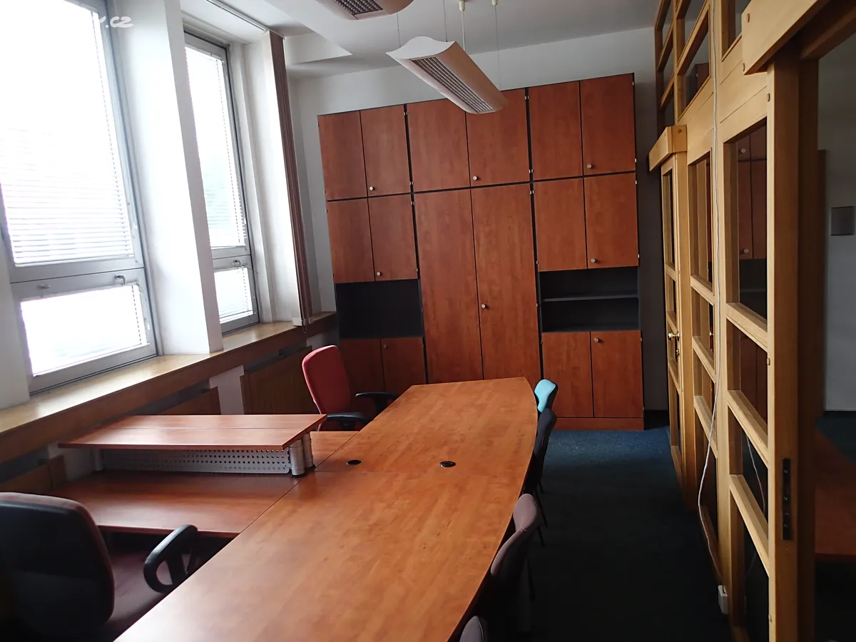 Pronájem kanceláře 19 m², Jablonec nad Nisou