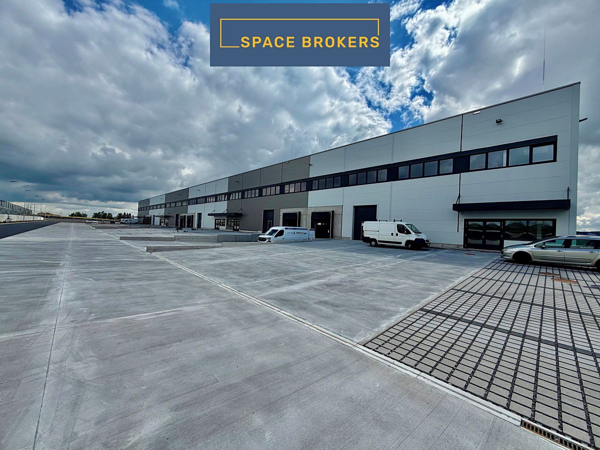 Pronájem skladového prostoru 1700 m²