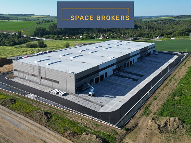 Комерційне приміщення в оренду, 1 700 м² (2 з 7)