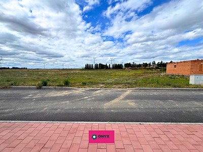 Prodej  stavebního pozemku 1 002 m²