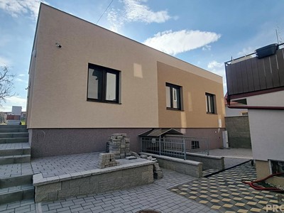 Pronájem  rodinného domu 82 m², pozemek 157 m²