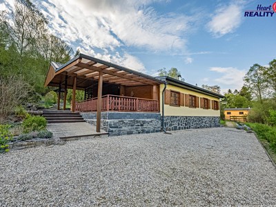 Prodej  chaty 178 m², pozemek 1 897 m²