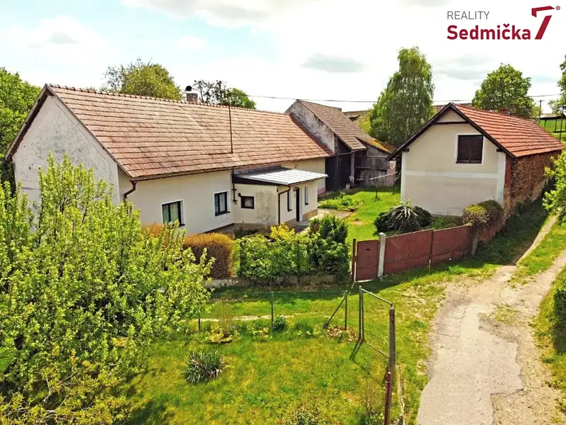 Prodej rodinného domu 130 m², pozemek 1313 m², Golčův Jeníkov – náhled fotky 1