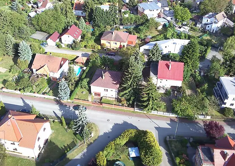 Prodej rodinného domu 182 m², pozemek 667 m², Praha – náhled fotky 2