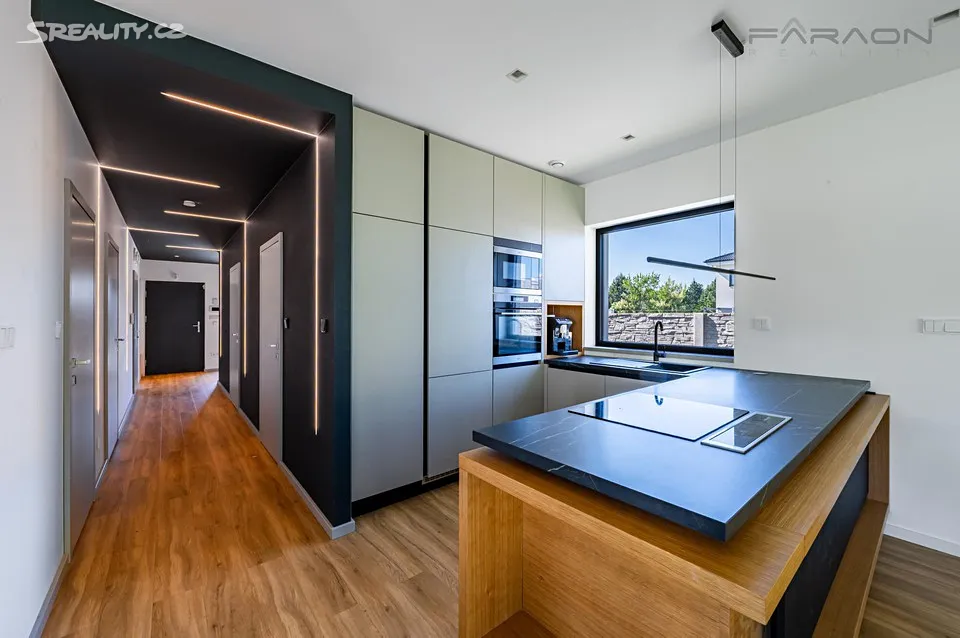Prodej rodinného domu 132 m², pozemek 1027 m² – pohled 6