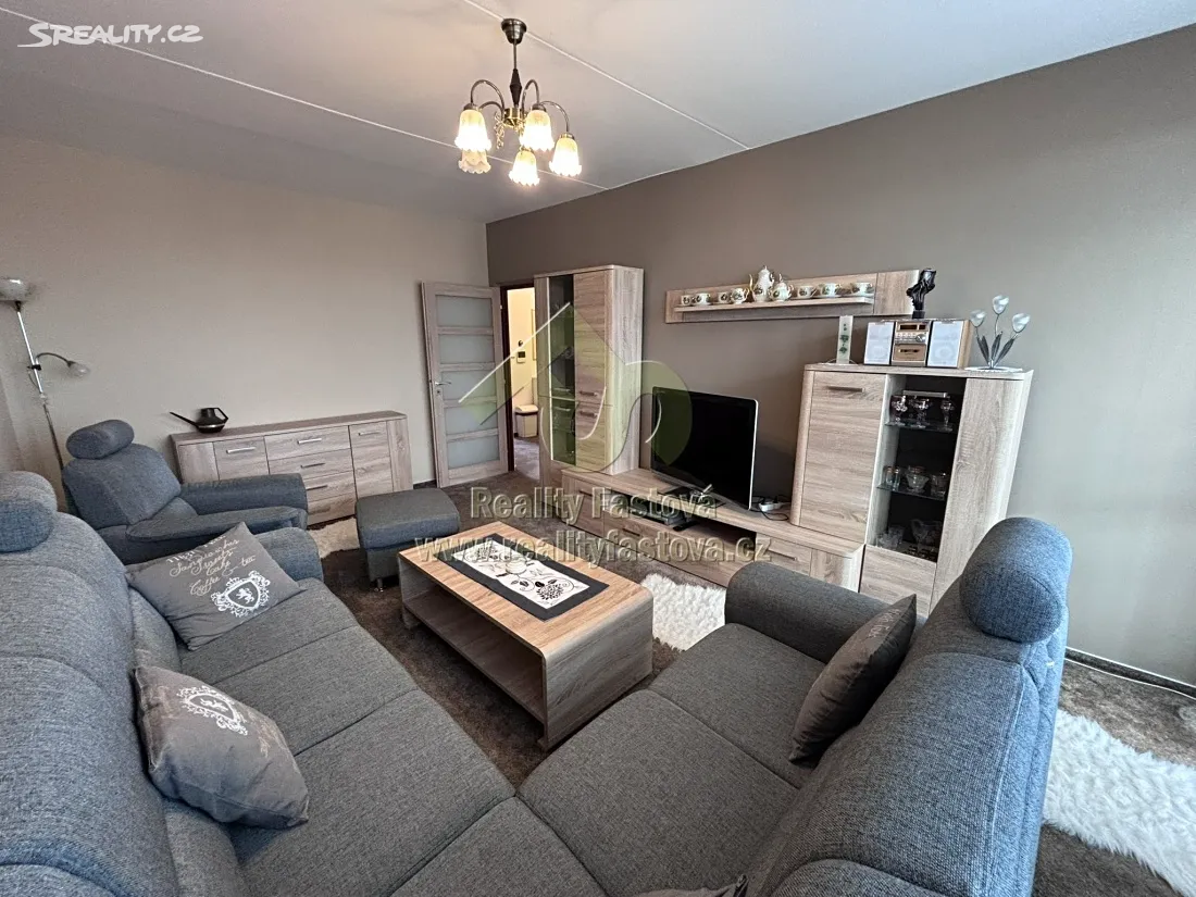 Pronájem bytu 2+1 68 m², Komenského