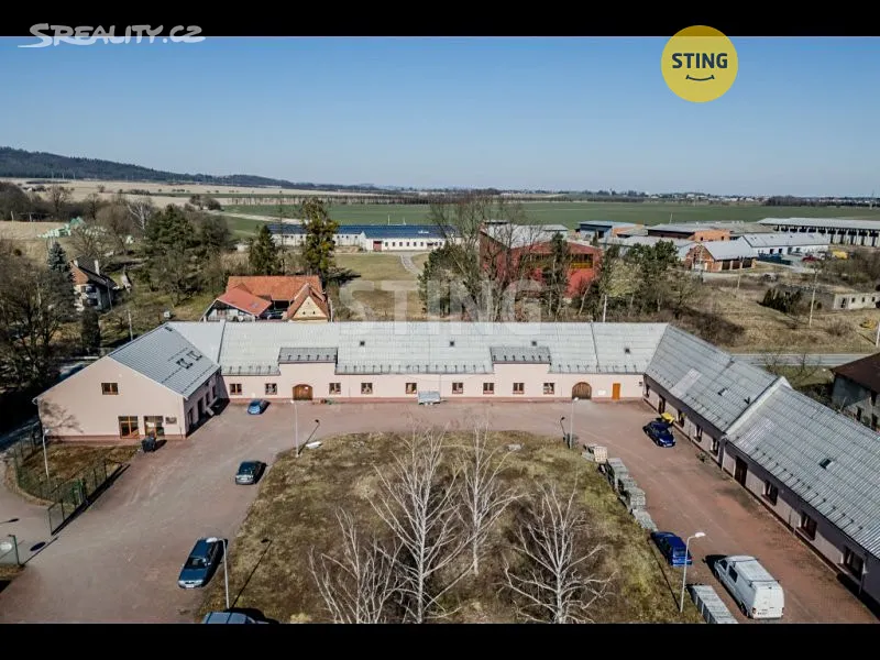 Pronájem skladového prostoru 500 m², Mankovice