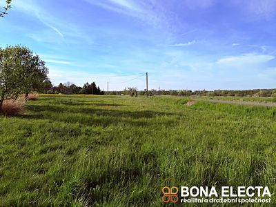 Prodej stavebního pozemku 902 m²