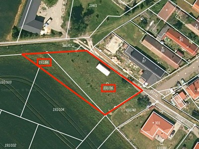 Prodej  stavebního pozemku 1 392 m²