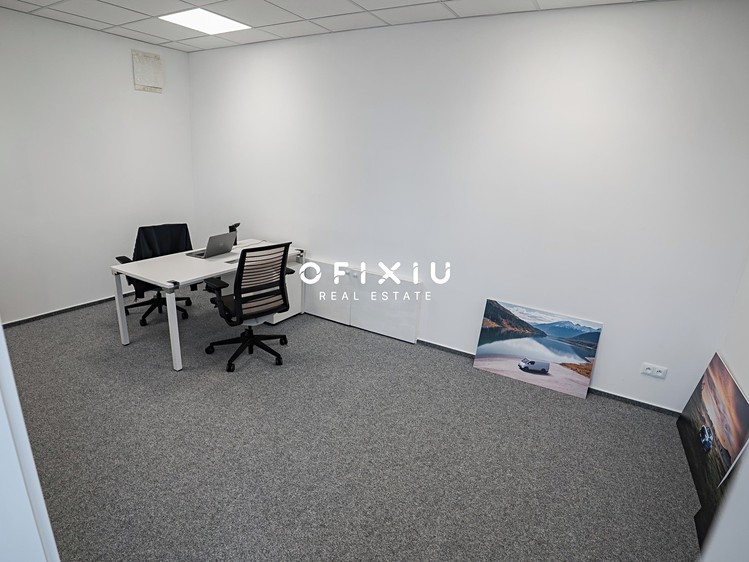 Prodej komerčního prostoru, 400 m² (10 z 17)