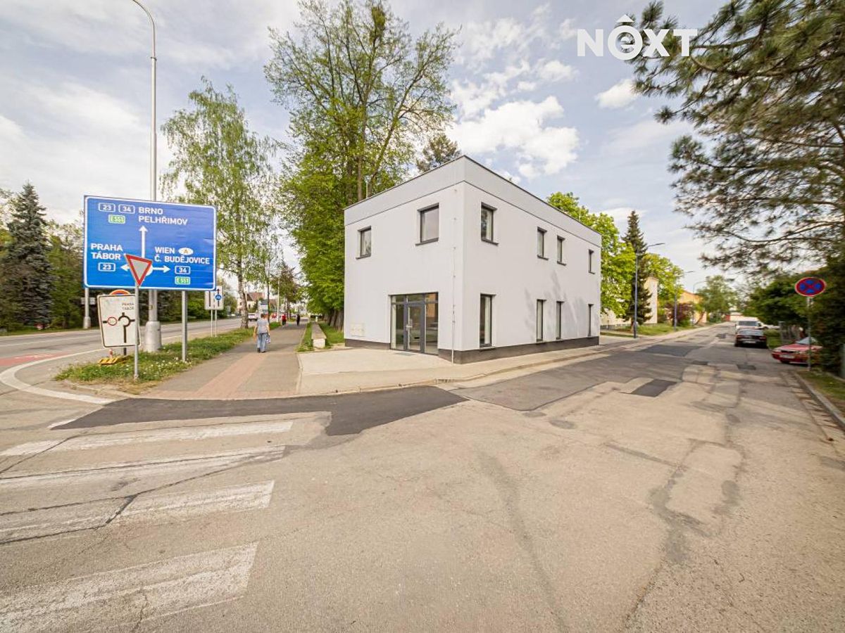 Pronájem bytu 2+kk 42 m²