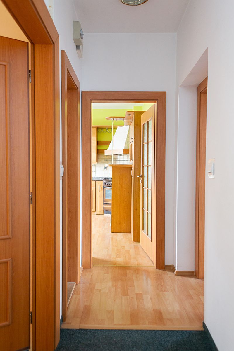 Prodej rodinného domu 146 m², pozemek 195 m² – fotografie 2