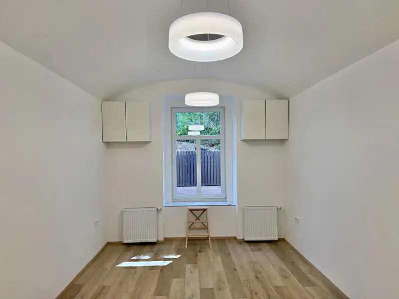 Prodej bytu 1+1 29 m², Praha – náhled fotky 2