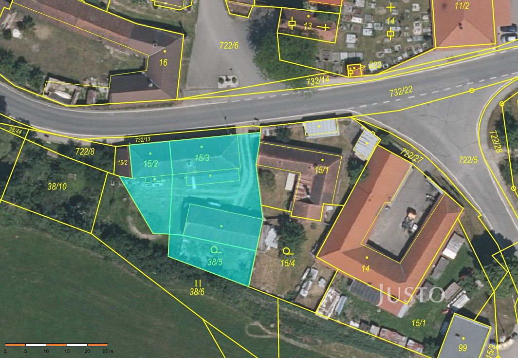 Prodej rodinného domu 180 m², pozemek 911 m² – fotografie 2
