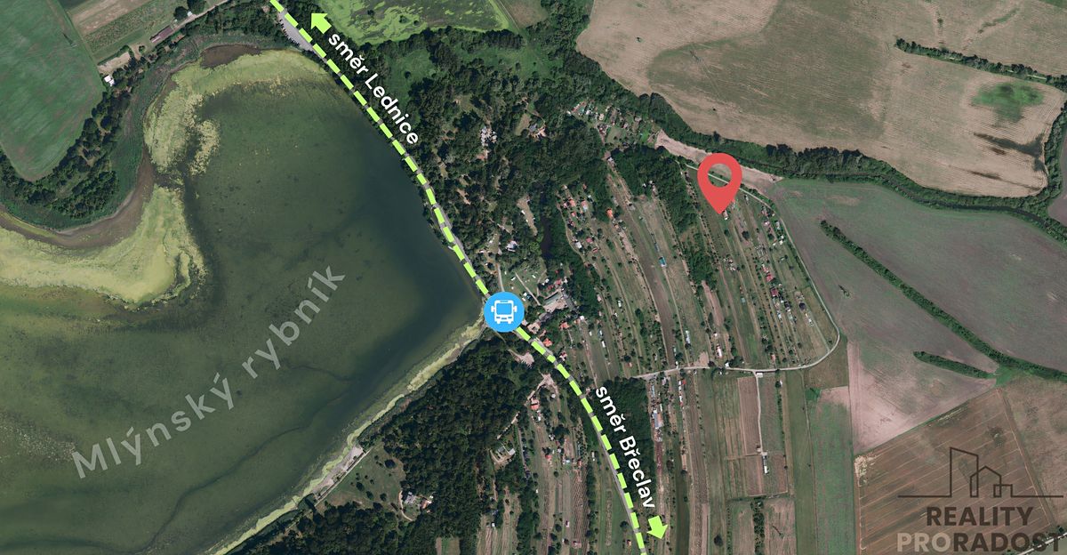 Prodej stavebního pozemku 1992 m² – fotografie 3