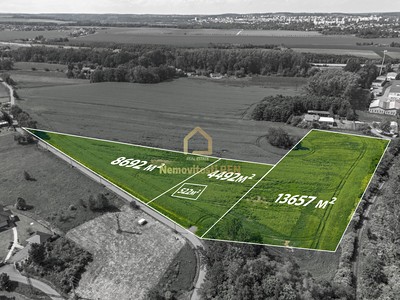 Prodej  komerčního pozemku 27 363 m²