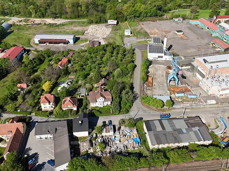 Prodej skladového prostoru 35000 m², Valašské Meziříčí – náhled fotky 3