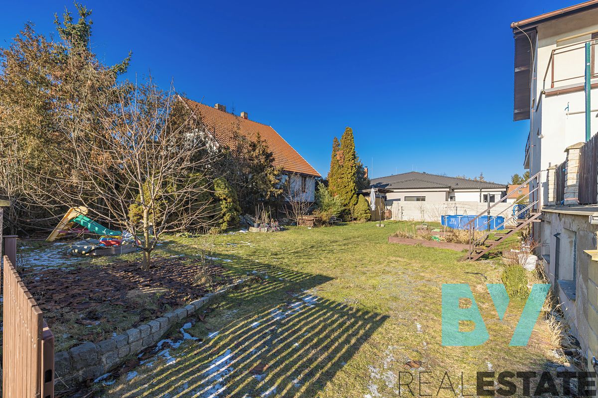 Prodej rodinného domu 308 m², pozemek 731 m² – fotografie 5