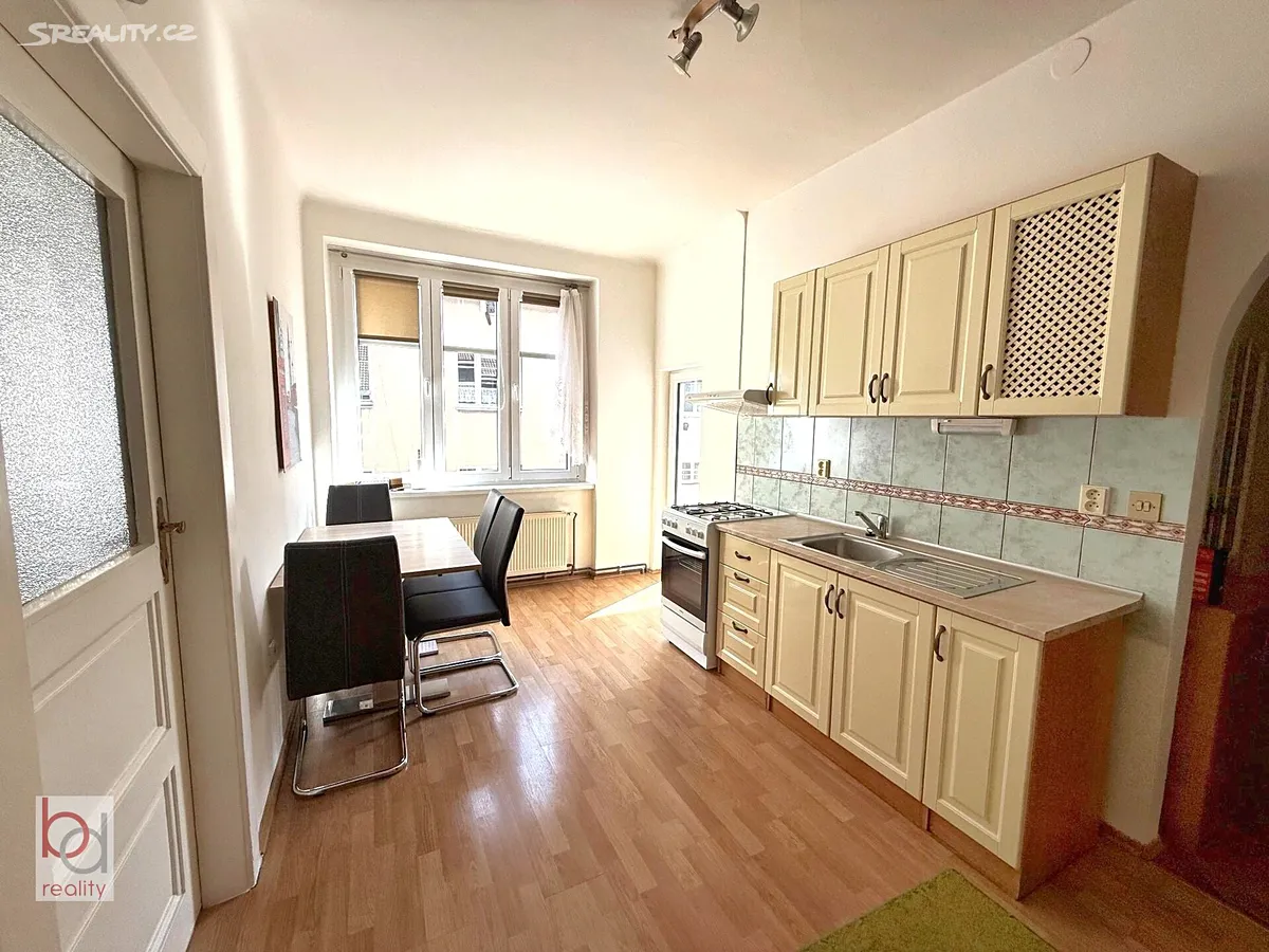 Pronájem bytu 2+kk 58 m², Čechova