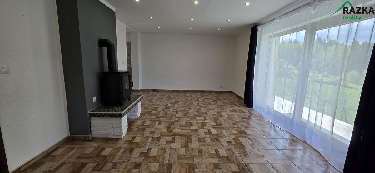Prodej rodinného domu 101 m², pozemek 21100 m² – fotografie 4