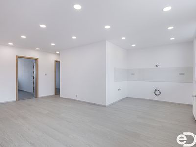 Prodej bytu 4+kk 90 m²