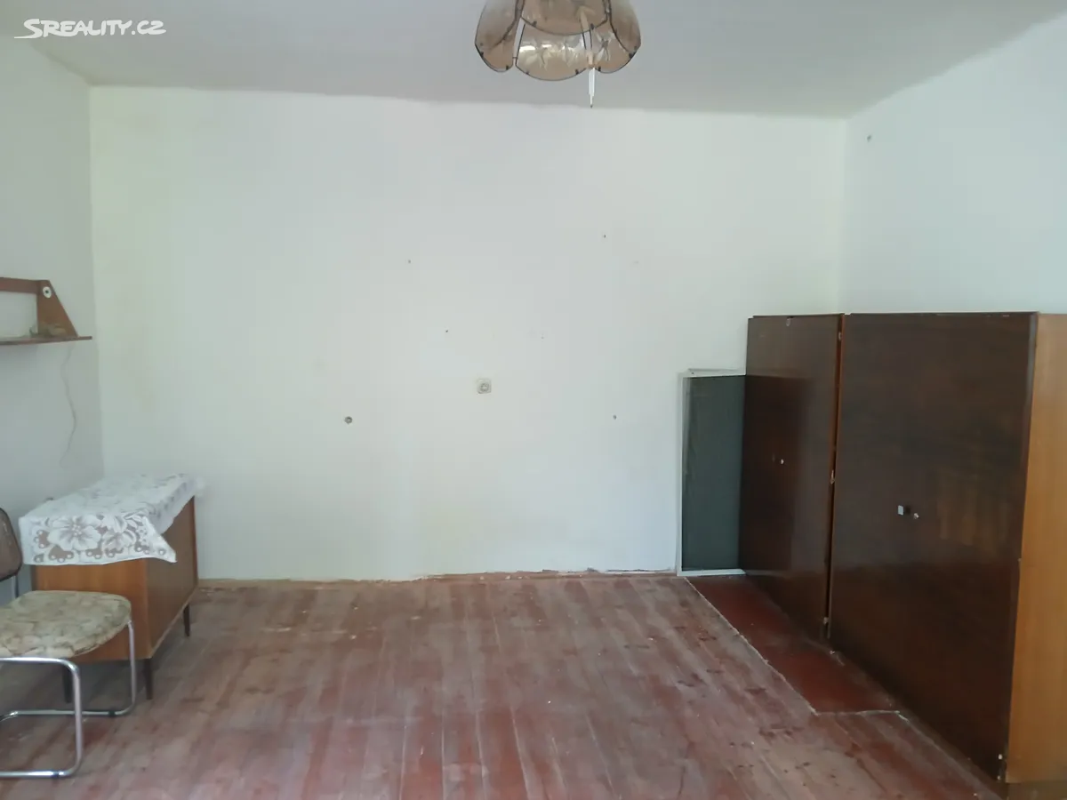 Pronájem bytu 2+1 62 m² – pohled 3
