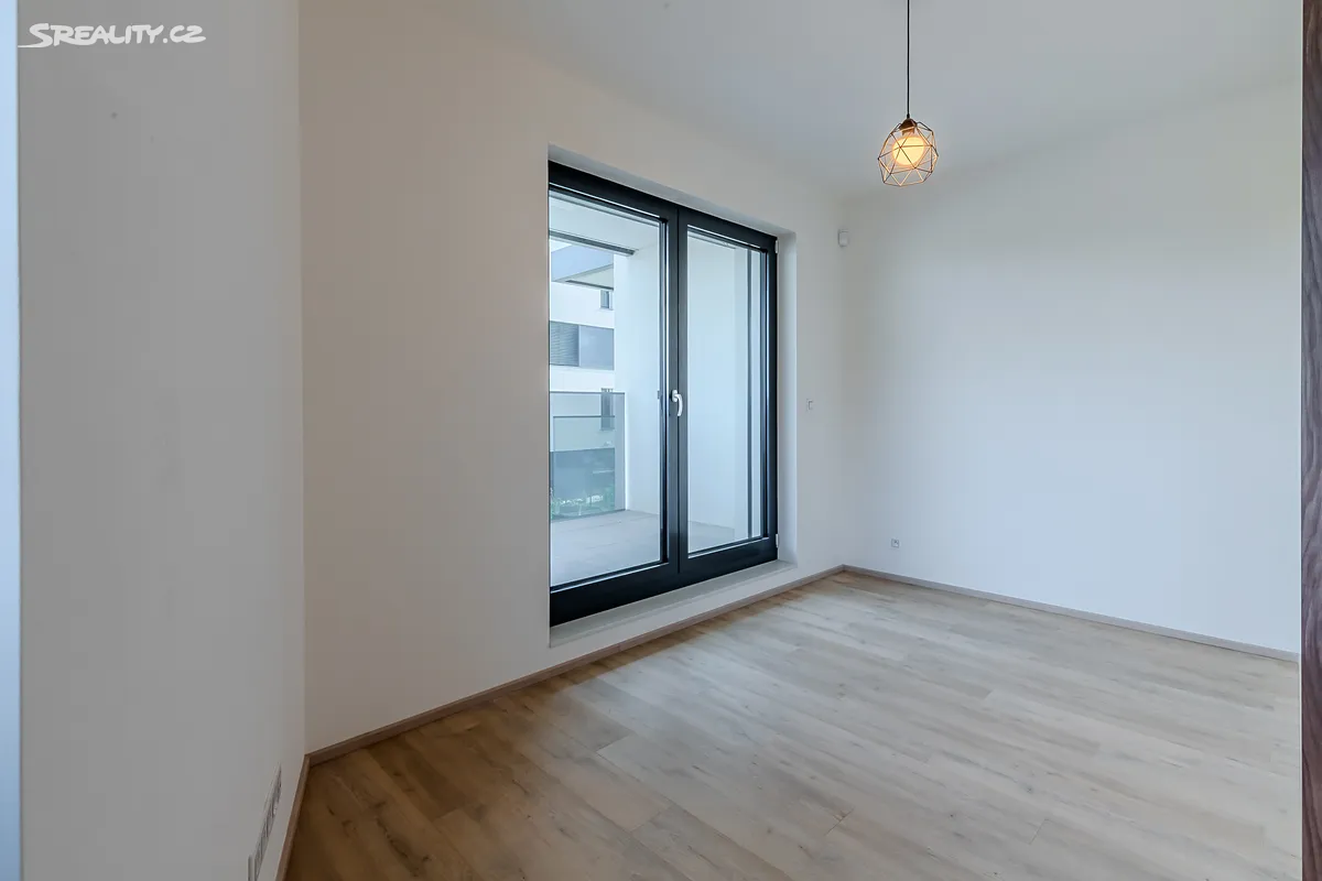 Pronájem bytu 1+kk 39 m² – pohled 6
