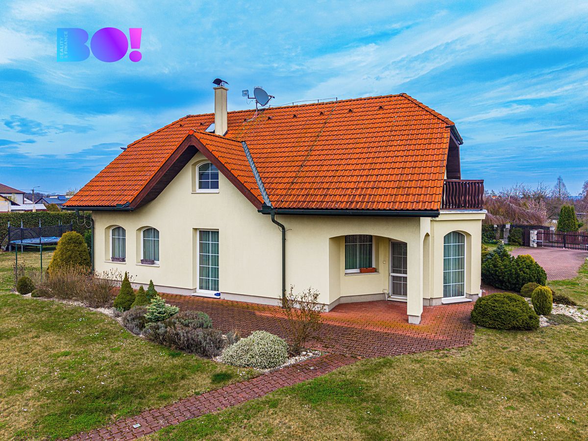 Prodej rodinného domu 225 m², pozemek 2749 m² – fotografie 2