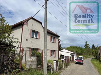 Prodej  rodinného domu 265 m², pozemek 589 m²