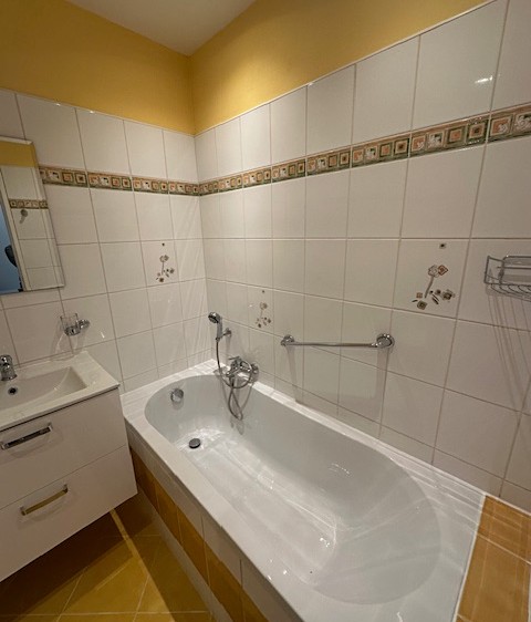 Pronájem bytu 2+kk, 42 m² (7 z 10)