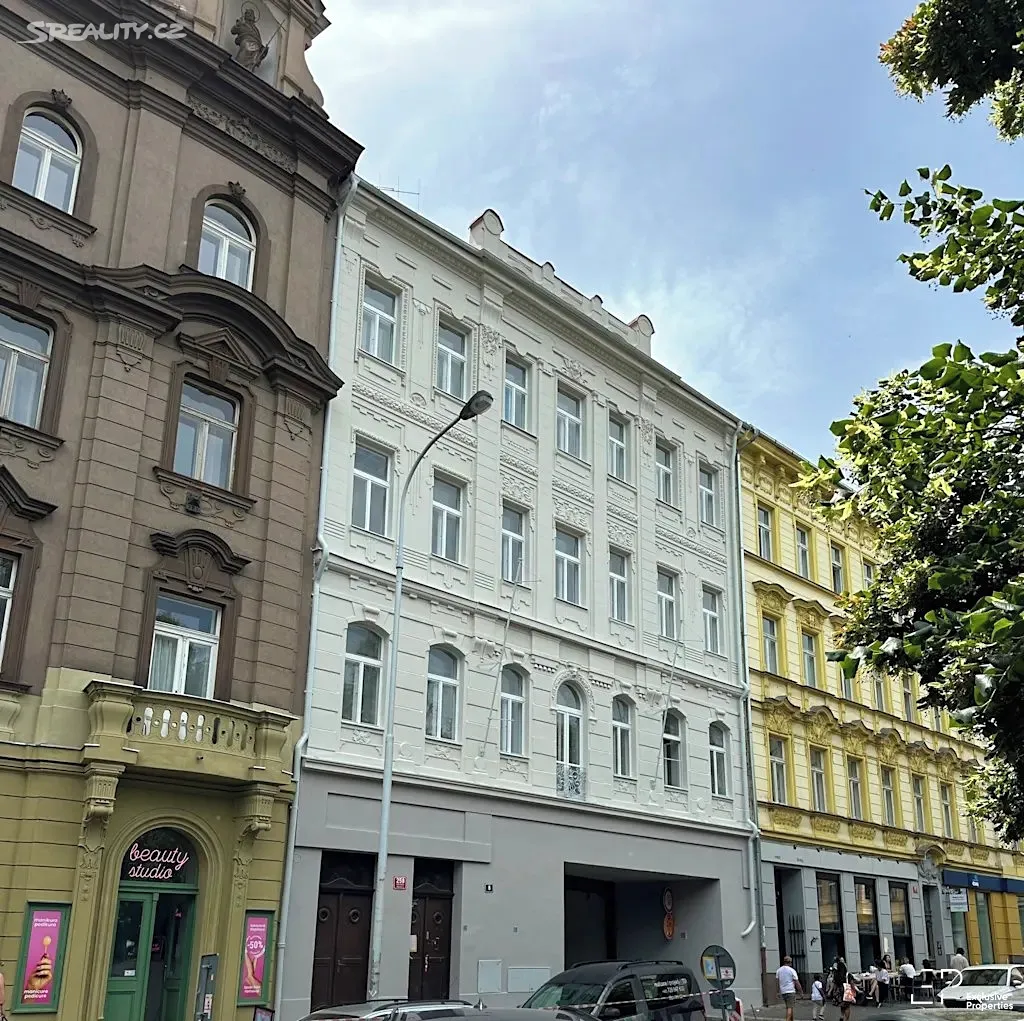 Prodej činžovního domu 930 m², Praha