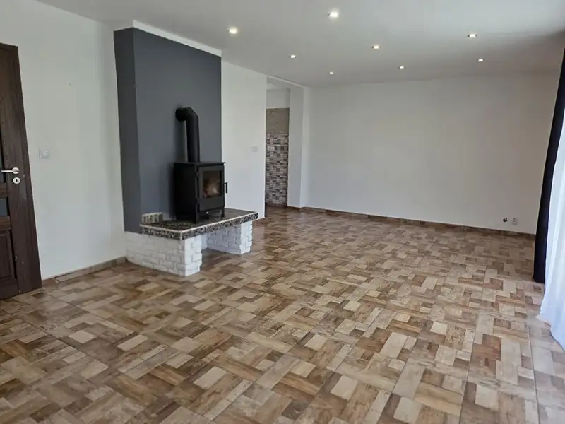 Prodej rodinného domu 101 m², pozemek 21100 m², Rozvadov – náhled fotky 3