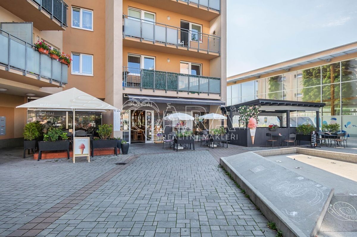 Prodej restaurace 195 m² – fotografie 3
