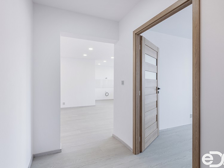 Квартира 4+kk на продаж, 90 м² (12 з 20)