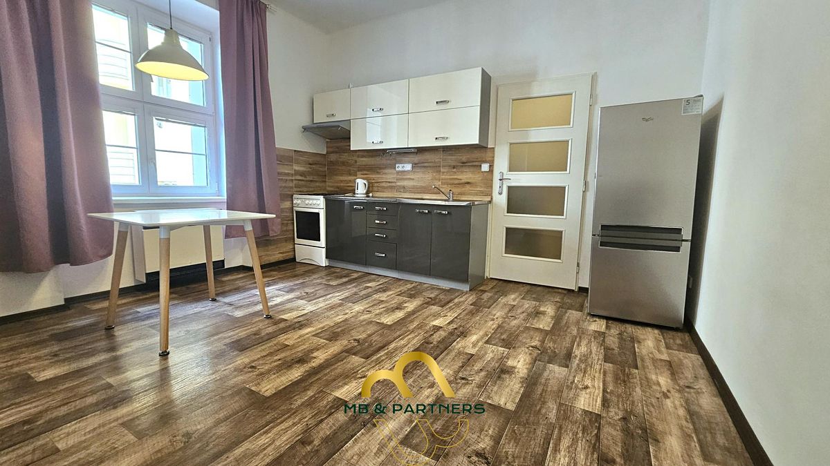 Pronájem bytu 2+kk 42 m²