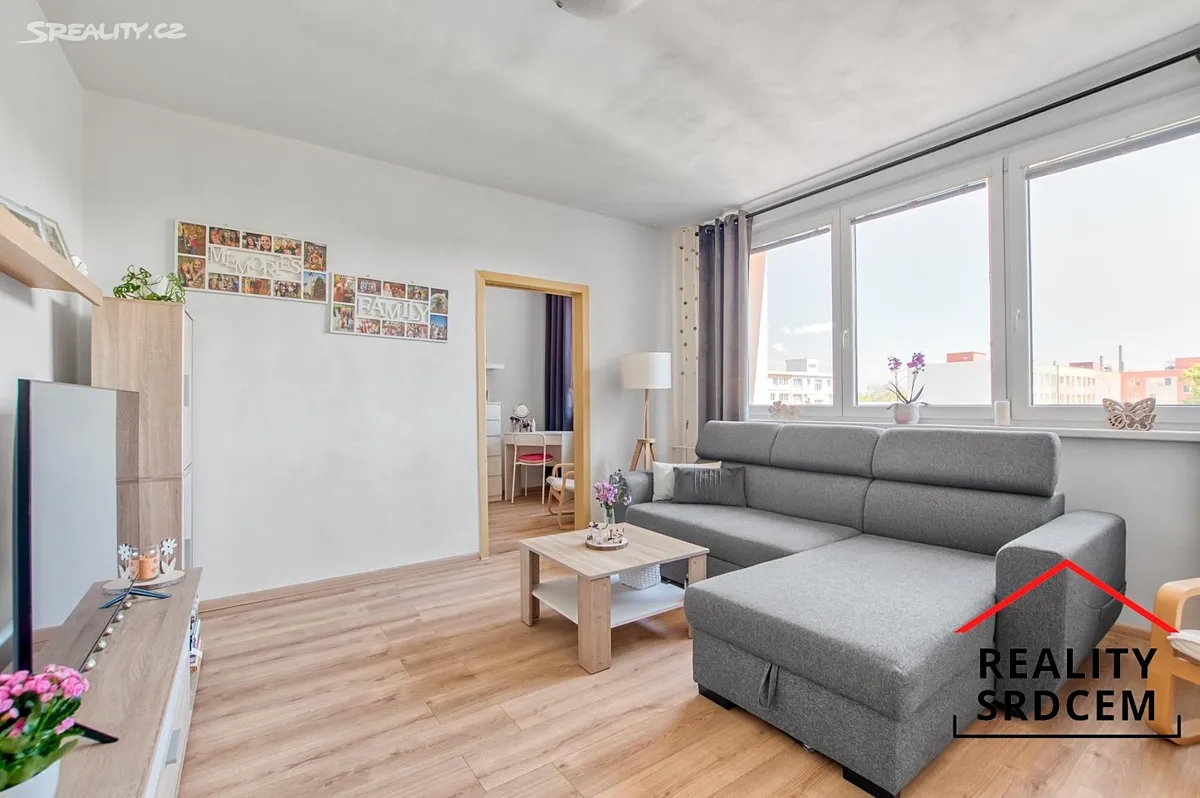 Pronájem bytu 2+1 44 m² – pohled 3