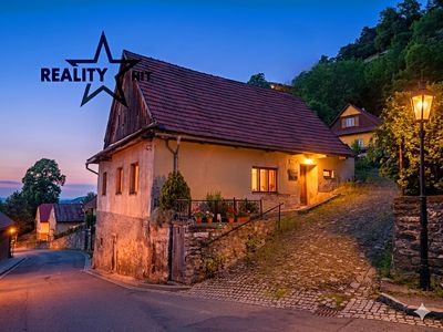Prodej rodinného domu 239 m², pozemek 214 m²