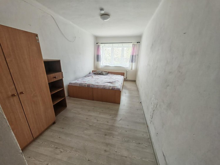 Prodej komerčního prostoru, 330 m² (8 z 28)