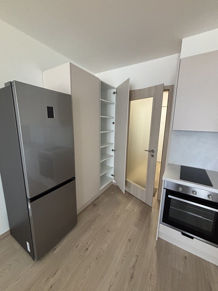 Pronájem bytu 1+kk 35 m² – fotografie 5