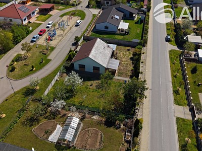Prodej  rodinného domu 93 m², pozemek 922 m² — photo 2