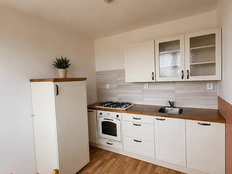 Prodej bytu 1+1 34 m², Hradec Králové – náhled fotky 1