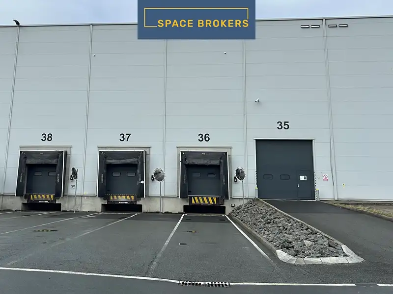 Pronájem skladového prostoru 3000 m², Plzeň – náhled fotky 3