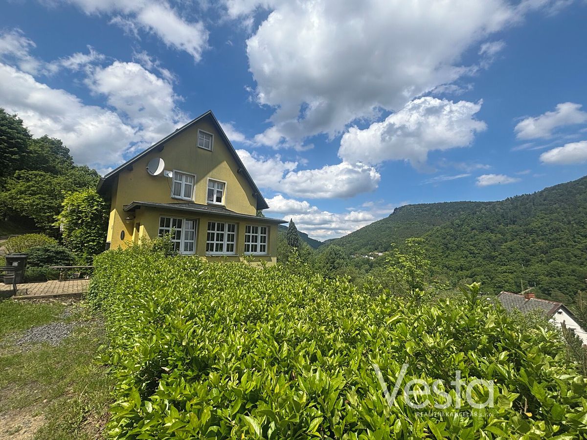 Prodej rodinného domu 120 m², pozemek 2049 m² – fotografie 3