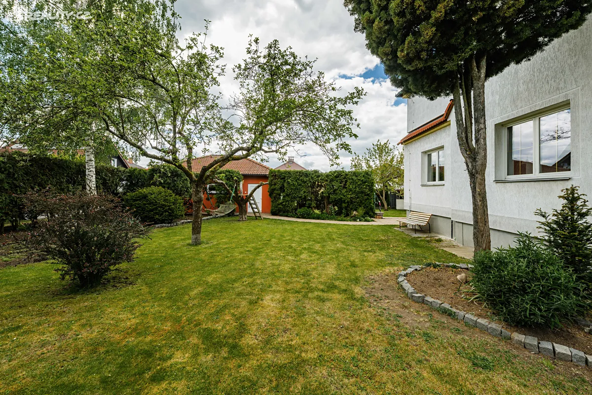 Prodej rodinného domu 154 m², pozemek 820 m² – další
