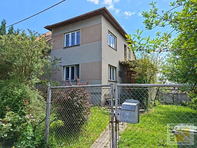 Haus zum Kauf, 150 m² (1 von 15)